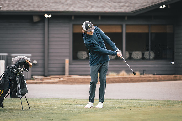 UWS GOLF vs CSS-1-37