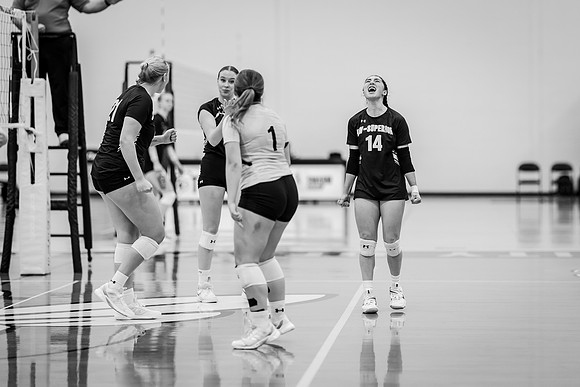 UWS VB vs. HU-1-49