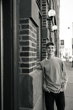 Oscar Senior Shoot-1-66