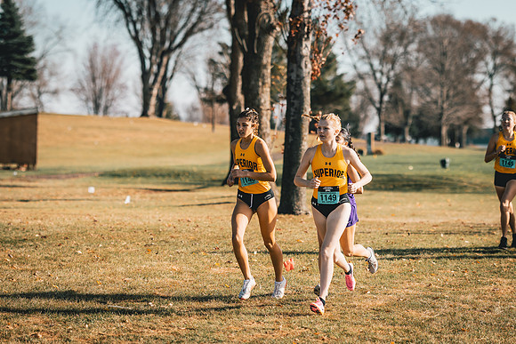 UWS XC CHAMP-1-84