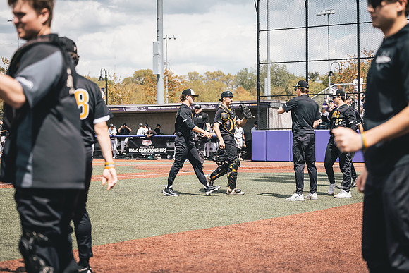 UWS Baseball vs UNW-1-46