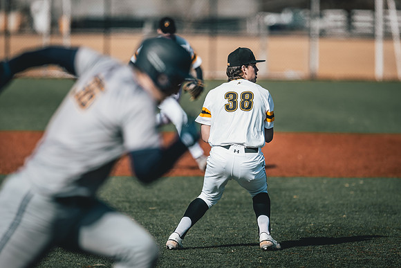 UWS BSB vs CAR DH-1-213