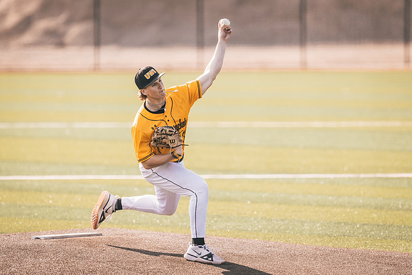 UWS BSB vs Loras-1-116