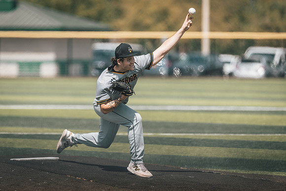 UWS BSB vs Greenville-1-220