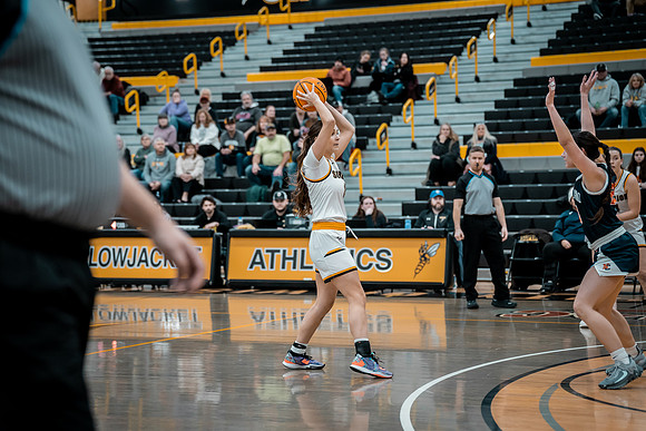 UWS WBB vs NC-1-31