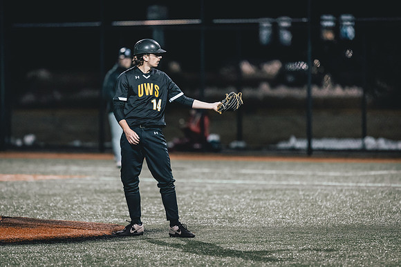 UWS BSB vs Crown -1-150