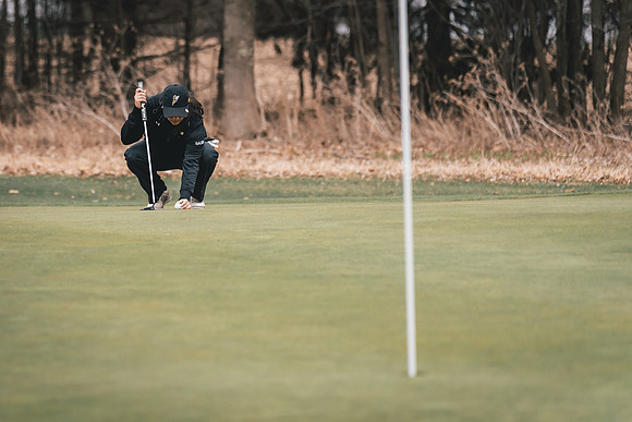 UWS GOLF vs CSS-1-136