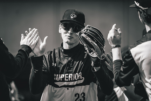 UWS BSB vs Crown D2 DH-1-49
