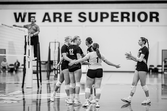 UWS VB vs. HU-1-56