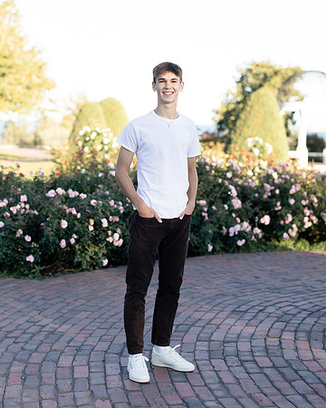 Oscar Senior Shoot-1-112