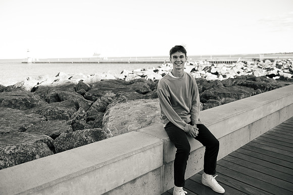 Oscar Senior Shoot-1-68