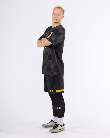 2 Melvin Andersson Black 8