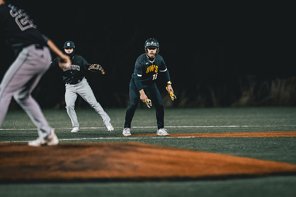 UWS BSB vs Crown-1-8
