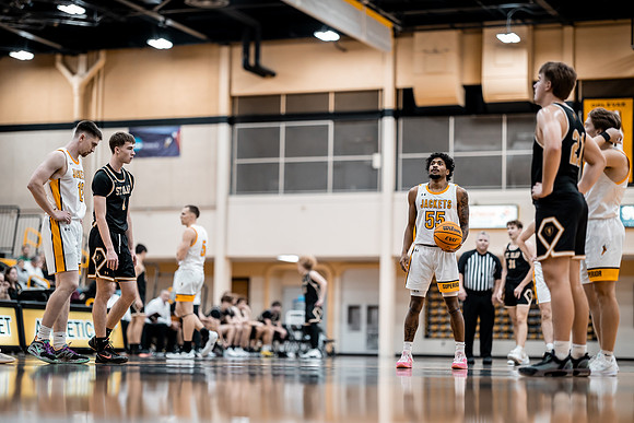 MBB vs. STO-1-104