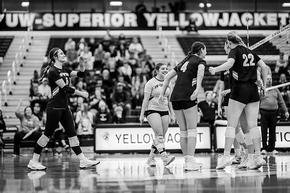 UWS VB vs. NCU -1-11