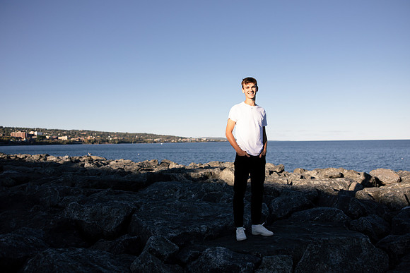 Oscar Senior Shoot-1-75