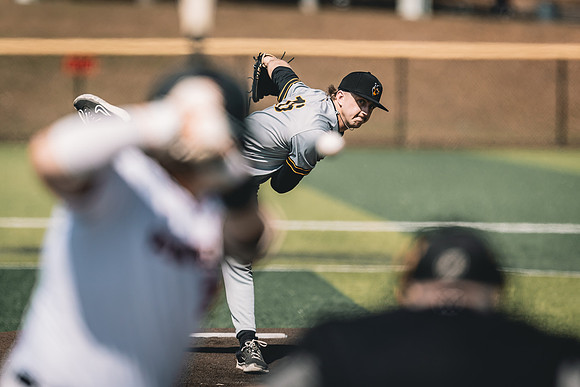 UWS BSB vs Greenville-1-52