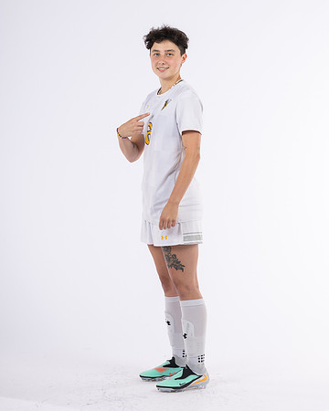 6 Beth Schneider White 8