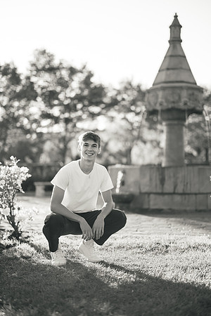 Oscar Senior Shoot-1-101