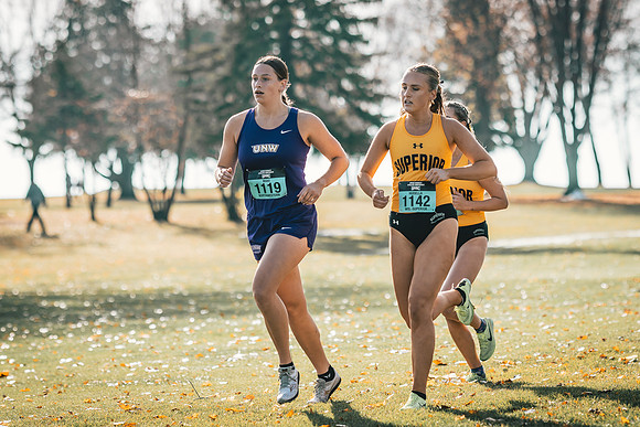UWS XC CHAMP-1-175