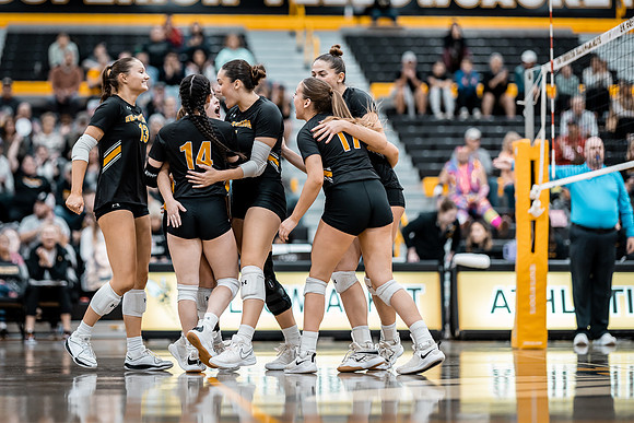 UWS VB vs. NCU -1-7