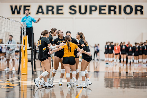 UWS VB vs. HU-1-36