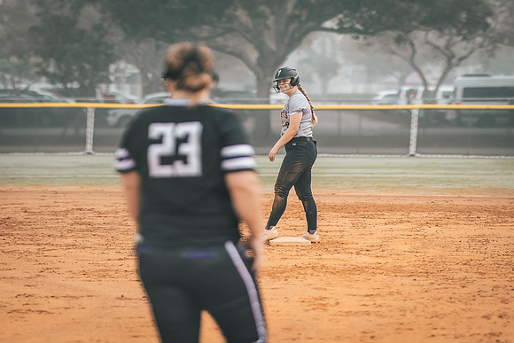 UWS SB vs Rockford-1-158