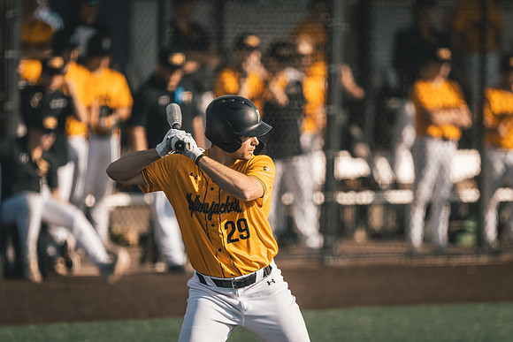 UWS BSB vs Loras-1-219