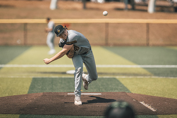 UWS BSB vs Greenville-1-202