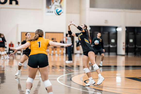 UWS VB vs. HU-1-26