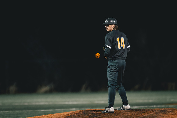 UWS BSB vs Crown -1-137