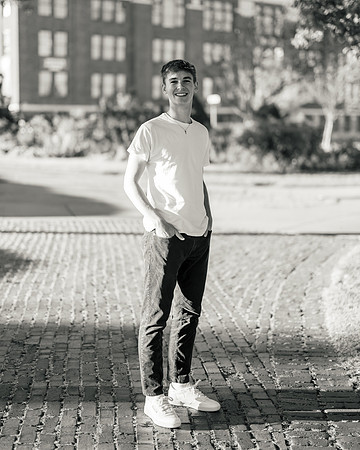 Oscar Senior Shoot-1-84