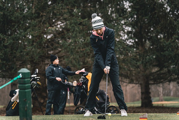 UWS GOLF vs CSS-1-123