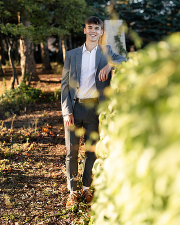 Oscar Senior Shoot-1-118