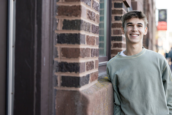 Oscar Senior Shoot-1-61