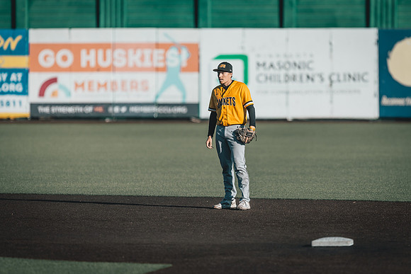 UWS BSB vs CSS-1-147