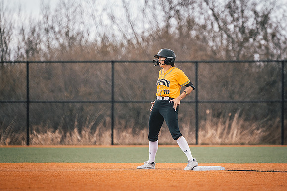 20240423_SoftballvsMartinLuther_Edits_Harry_-92