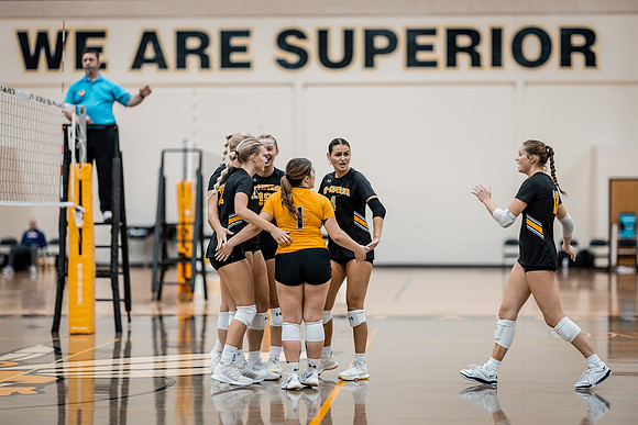 UWS VB vs. HU-1-50