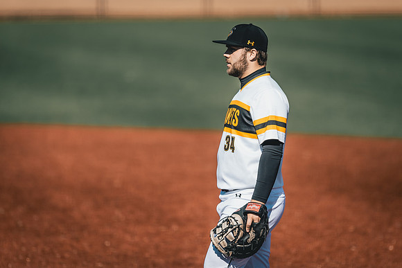 UWS BSB vs CAR DH-1-138