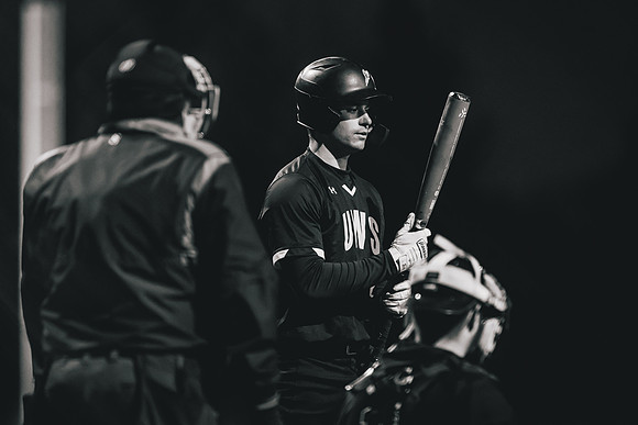 UWS BSB vs Crown -1-123