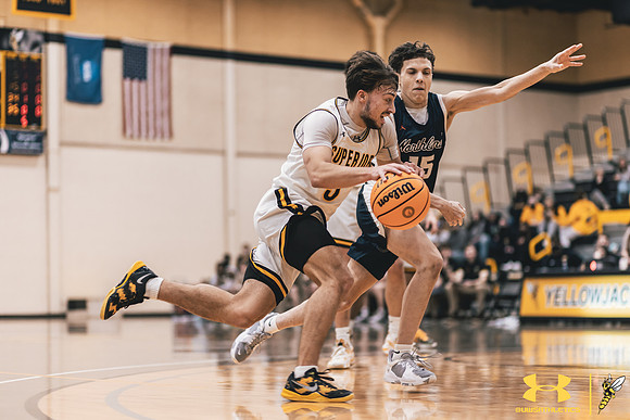 2022.01.29 UWS MBB vs. Northland WM128