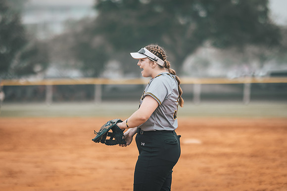UWS SB vs Rockford-1-176
