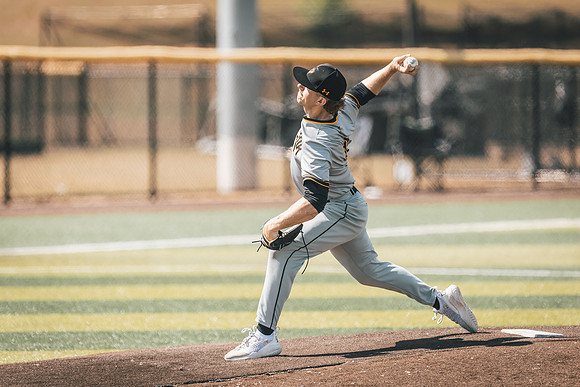 UWS BSB vs Greenville-1-69