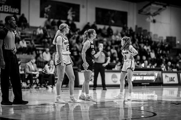 UWS WBB vs Whitman-1-104