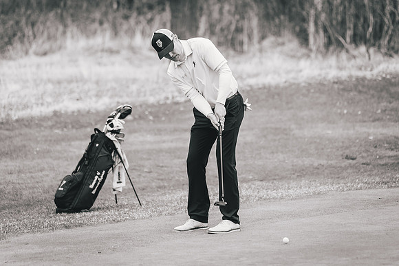 UWS GOLF vs CSS-1-198