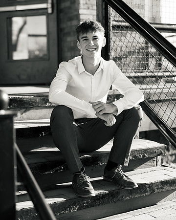 Oscar Senior Shoot-1-37