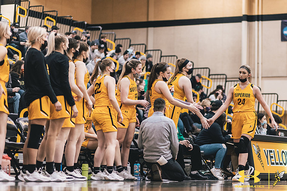2022.01.29 UWS WBB vs. Northland WM63