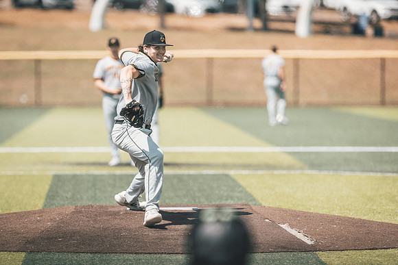 UWS BSB vs Greenville-1-209