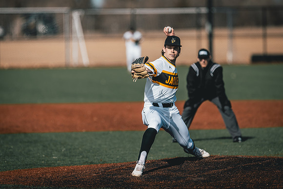 UWS BSB vs CAR DH-1-203