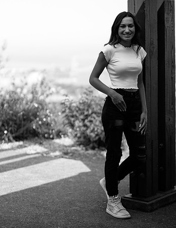 2021.07.18 Senior Photo Session (32)